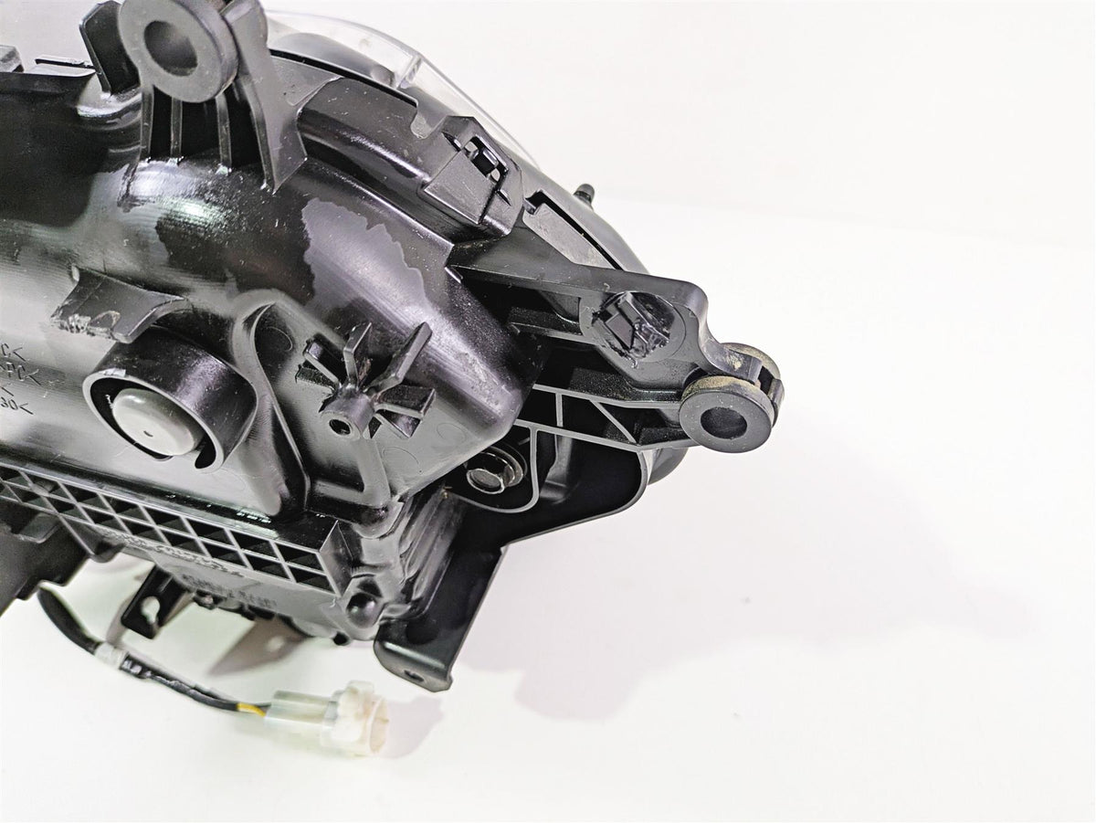 2023 Suzuki GSX1300 RR Hayabusa Headlight Head Light Lamp - Read 35100-10L00 {{ shop.shopifyCountryName }} - Mototech271