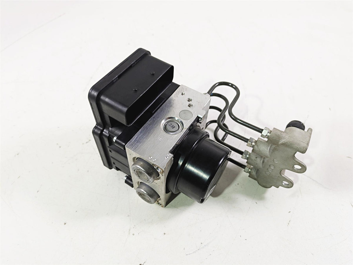 2012 Yamaha XT1200 Super Tenere Abs Brake Unit Module 23P-85930-09-00 {{ shop.shopifyCountryName }} - Mototech271