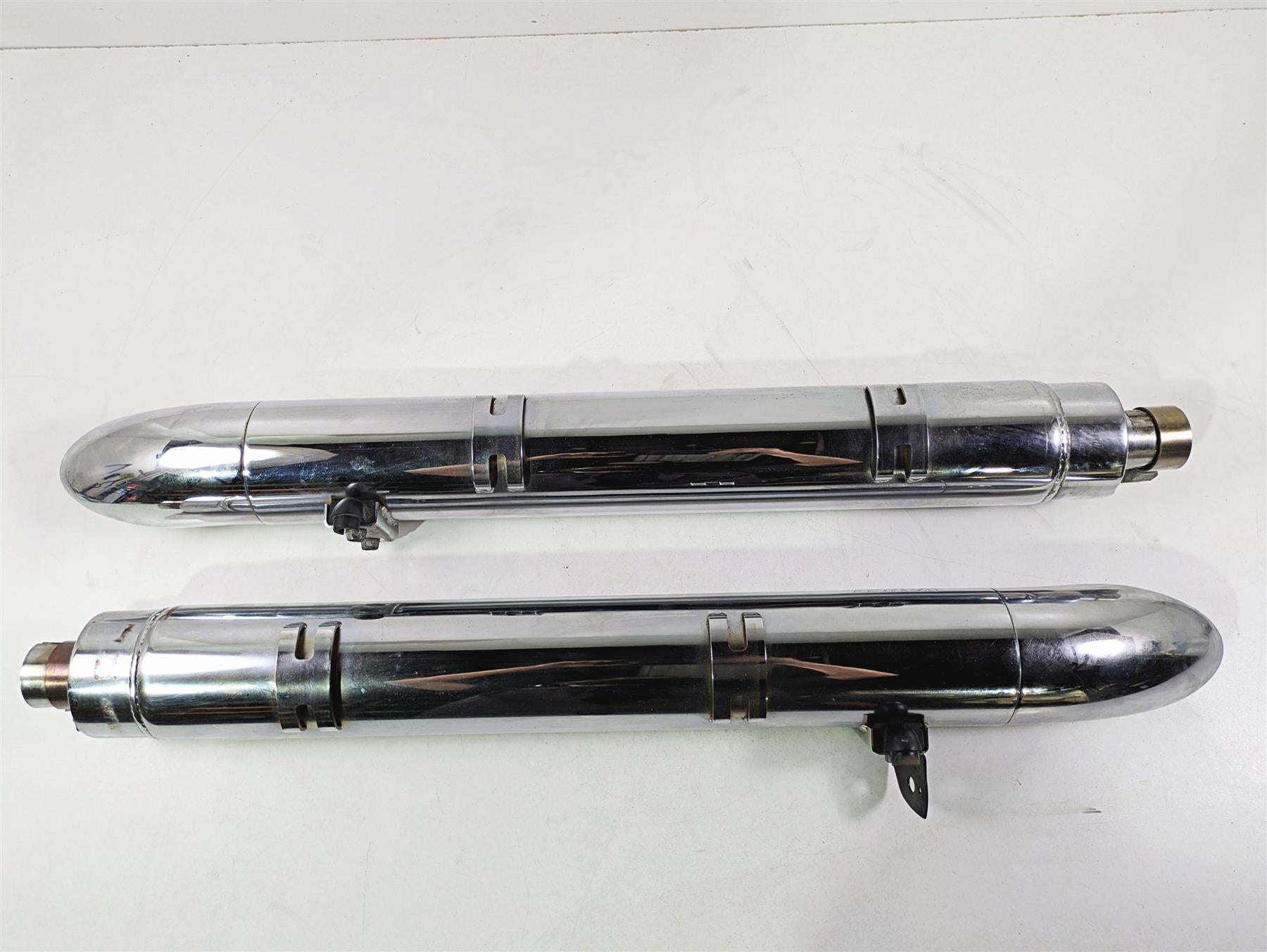 2017 Indian Chieftain Limited Vance Hines Turn Down Slip On Exhaust 4" 18531 {{ shop.shopifyCountryName }} - Mototech271