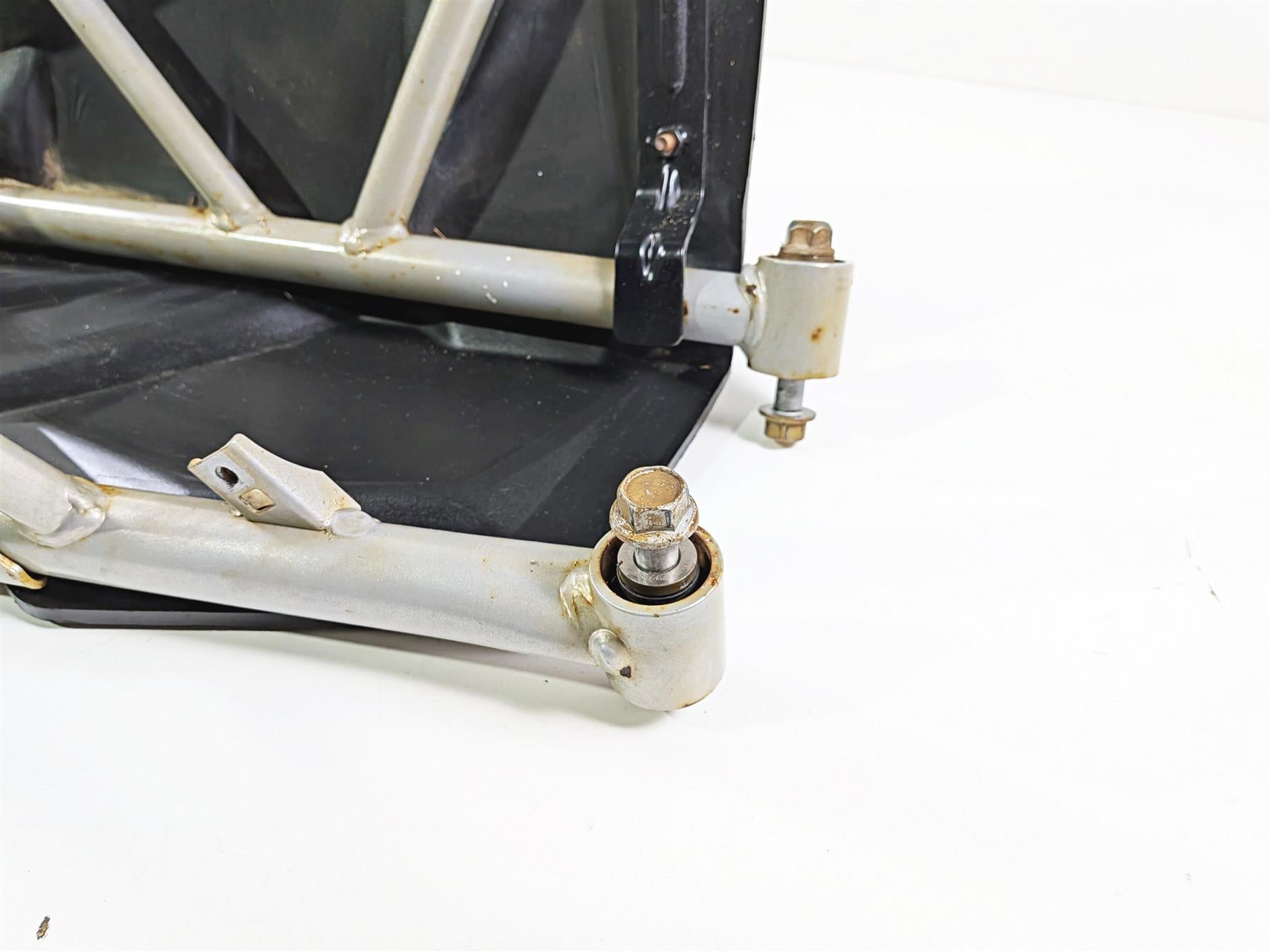 2020 Honda Talon SXS1000 S2R 1000R Right Front Knee Assembly 51200-HL6-A00 {{ shop.shopifyCountryName }} - Mototech271