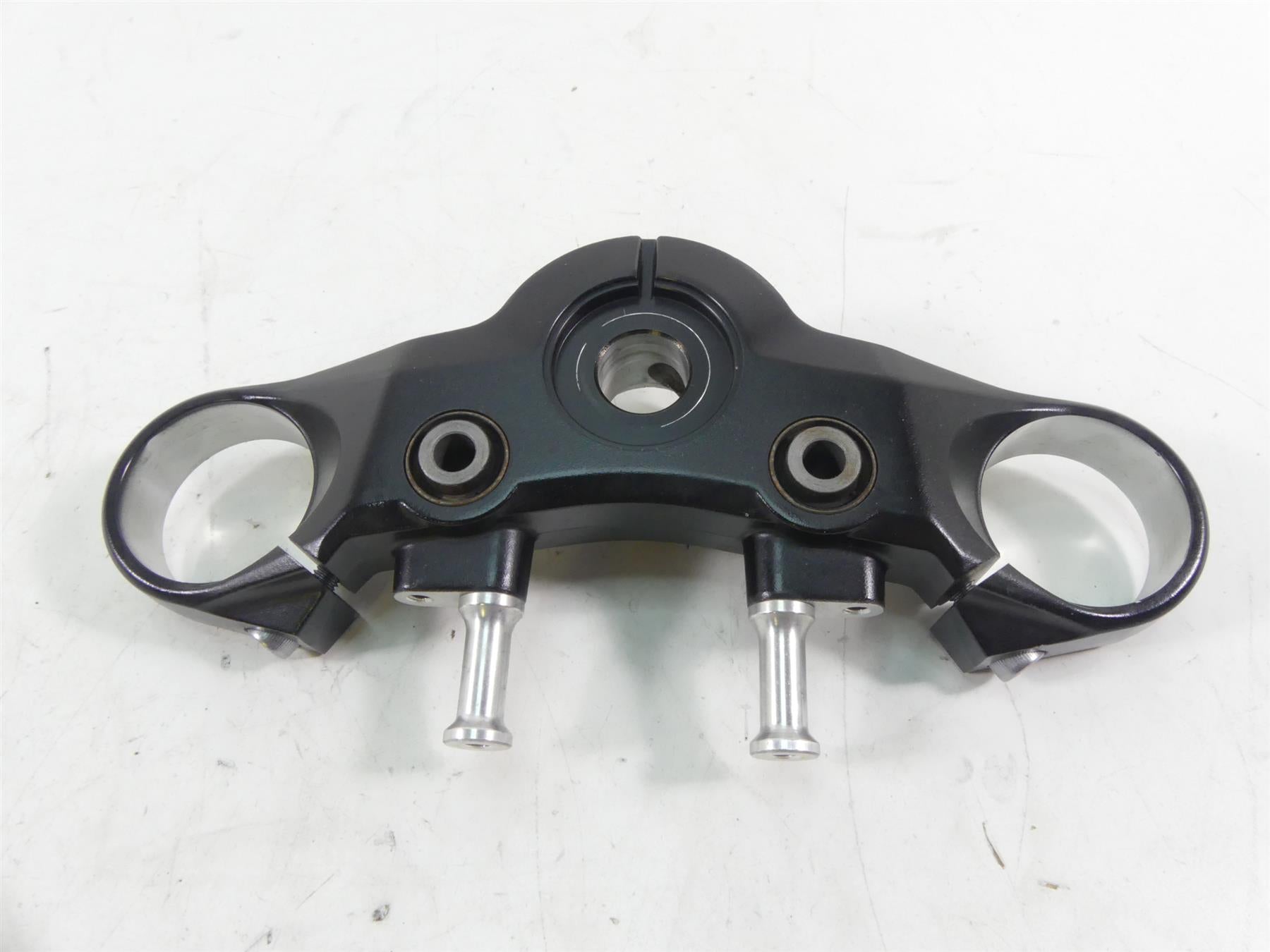 2013 Yamaha VMX17 V-Max 1700 Upper Triple Tree Steering Clamp 52mm 2S3-23435-00 {{ shop.shopifyCountryName }} - Mototech271