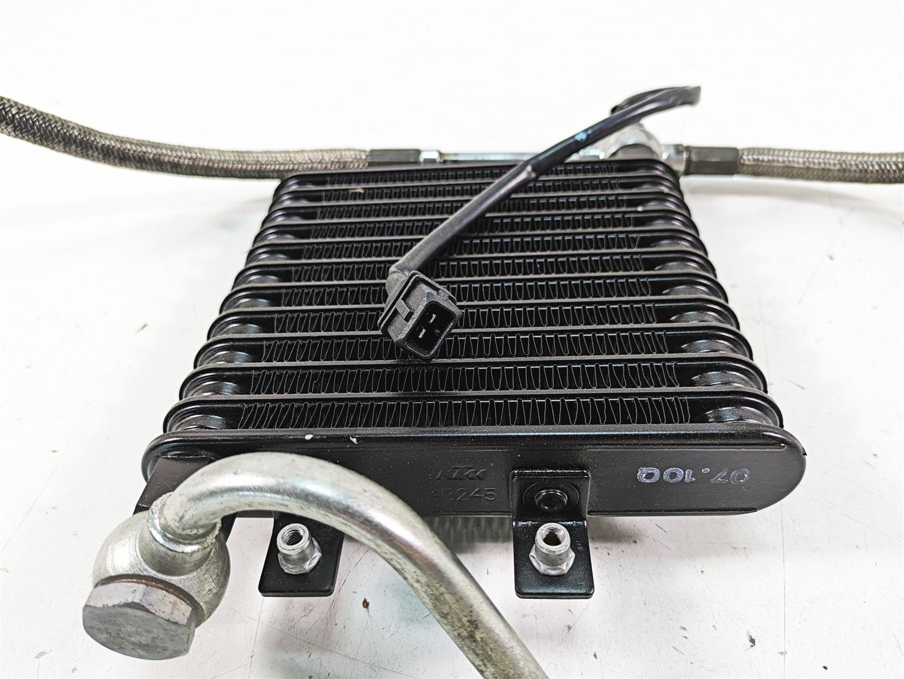 2011 Triumph America Oil Cooler & Line Set T1210226 T2100281 {{ shop.shopifyCountryName }} - Mototech271