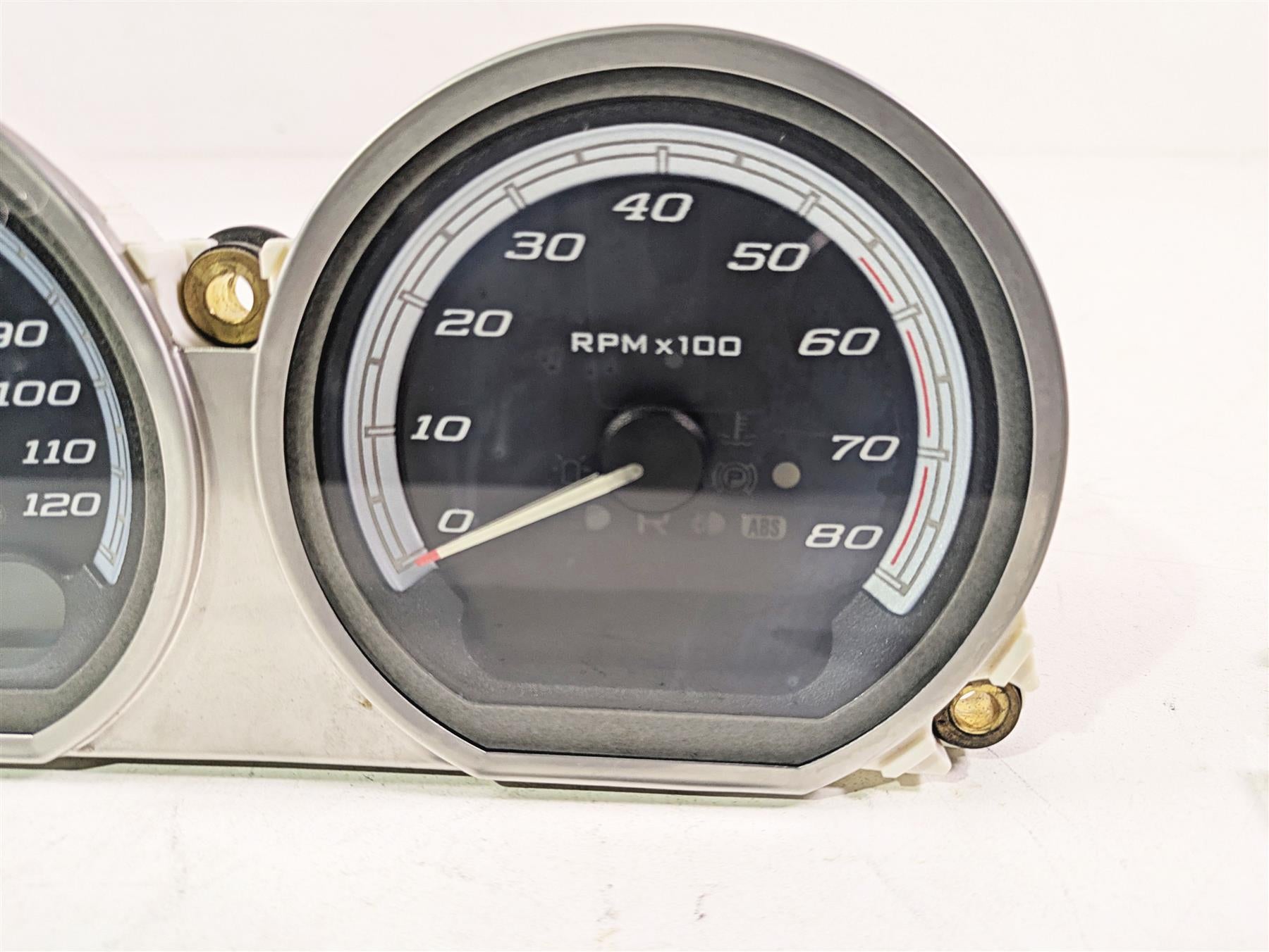 2015 Harley Touring FLHTKL Electra Glide Speedometer Gauge - 15k 70900118D {{ shop.shopifyCountryName }} - Mototech271