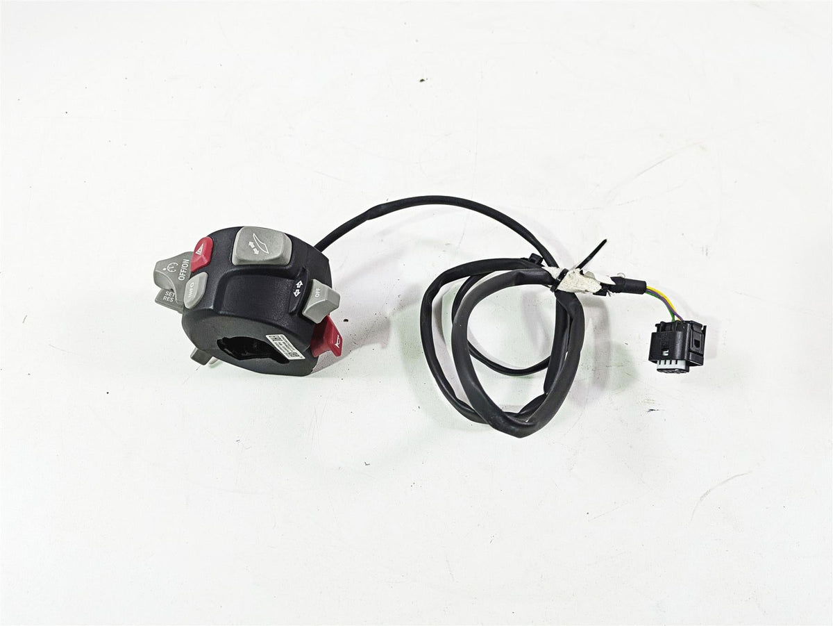 2010 BMW R1200RT K26 Left Windshield Blinker Cruise Control Switch 61318546203 {{ shop.shopifyCountryName }} - Mototech271