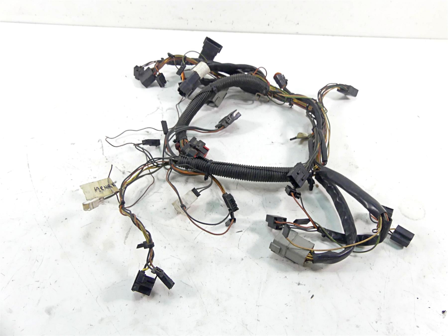2002 Harley Touring FLHTC Electra Glide Front Wiring Harness -For Parts 70232-02 {{ shop.shopifyCountryName }} - Mototech271