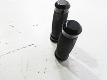 Load image into Gallery viewer, 2016 Harley Touring FLTRX Road Glide Get-A-Grip Magnum Hand Grip Set 56100036

