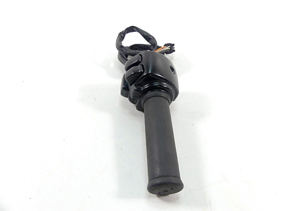 2009 Harley XR1200 Sportster Right Hand Start Stop Control Switch 71684-06A {{ shop.shopifyCountryName }} - Mototech271