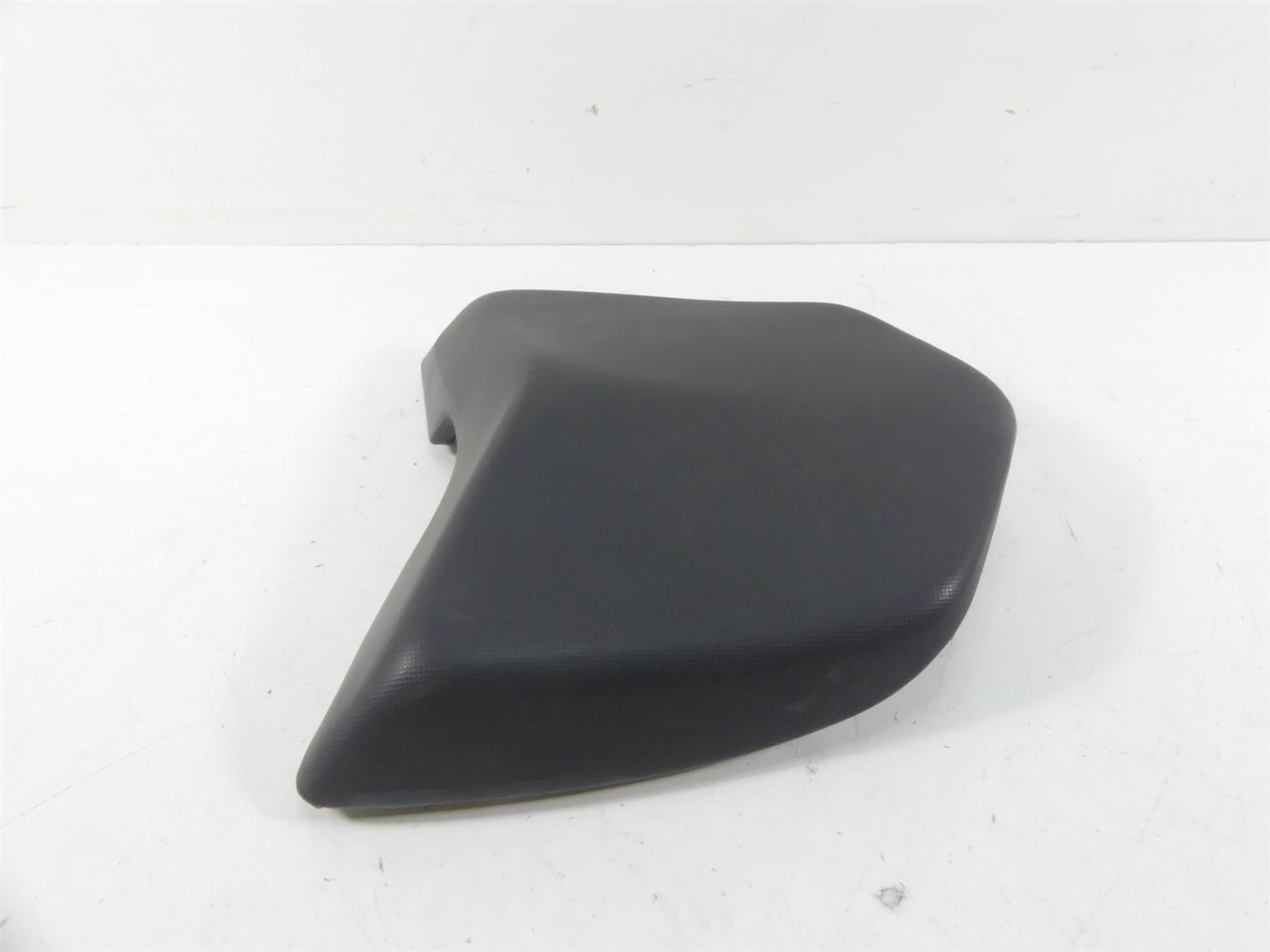 2006 Ducati Multistrada 1000S Rear Passenger Saddle Seat -No Cuts 59510621D {{ shop.shopifyCountryName }} - Mototech271