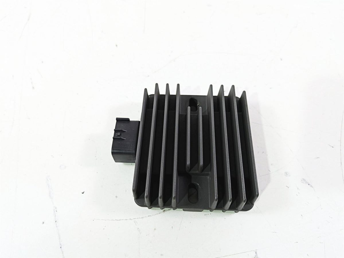 2022 MV Agusta F3 800 Rosso Rectifier Voltage Regulator 8000B3206 SH678KA {{ shop.shopifyCountryName }} - Mototech271