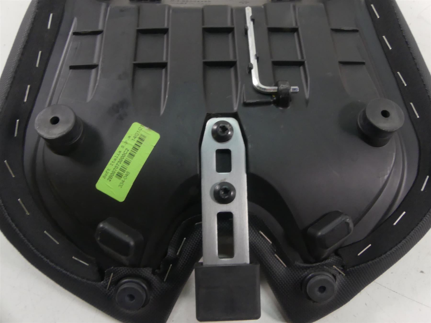 2021 Aprilia RS 660 Front Rider Driver Seat Saddle 2B007073000C2 {{ shop.shopifyCountryName }} - Mototech271