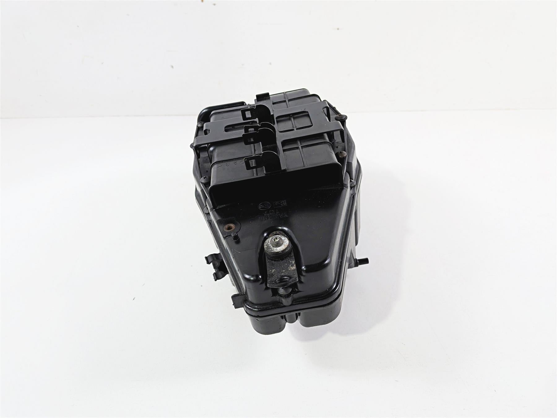 2012 Yamaha XV1900 Raider S Air Box Cleaner Breather Filter 5C7-W1443-00-00 {{ shop.shopifyCountryName }} - Mototech271