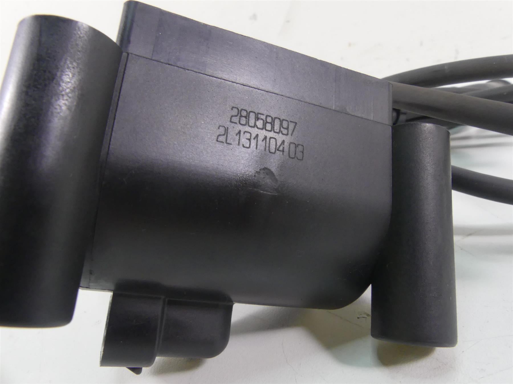 2013 Harley Touring FLHX Street Glide Delphi Ignition Coil Wires Plug 31696-07A {{ shop.shopifyCountryName }} - Mototech271