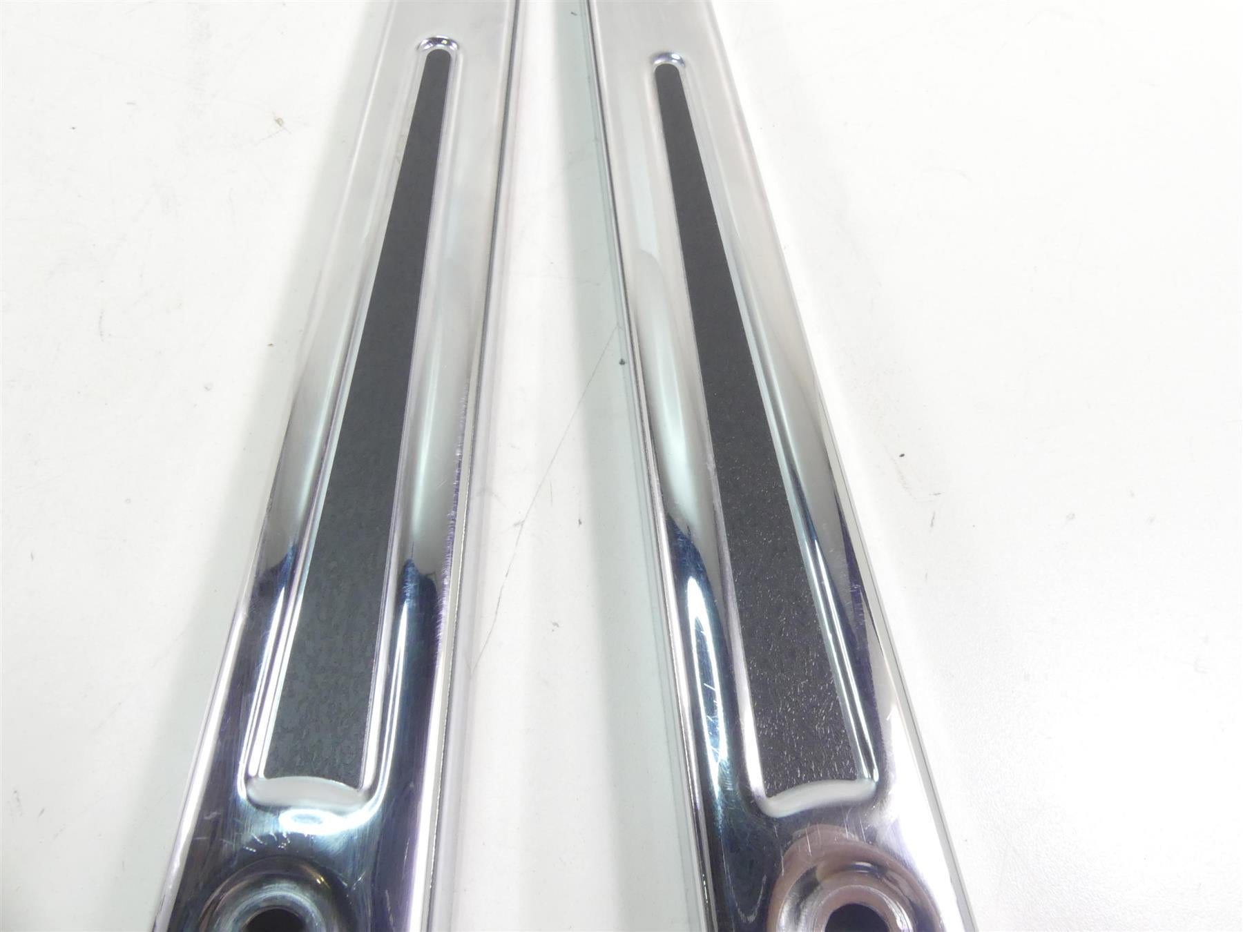 2015 Harley FXDL Dyna Low Rider Rear Fender Struts Braces 57300024 57300026 {{ shop.shopifyCountryName }} - Mototech271