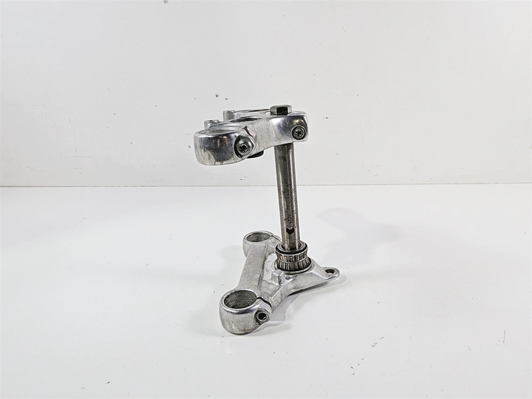 1995 Harley XL883 Sportster Hugger Upper Lower Triple Tree Set 39mm 45563-87 {{ shop.shopifyCountryName }} - Mototech271