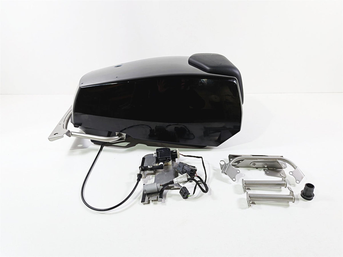 2023 BMW R1250RT RTP K52 Rear Radio Trunk & Mounting Hardware 46637693159 {{ shop.shopifyCountryName }} - Mototech271