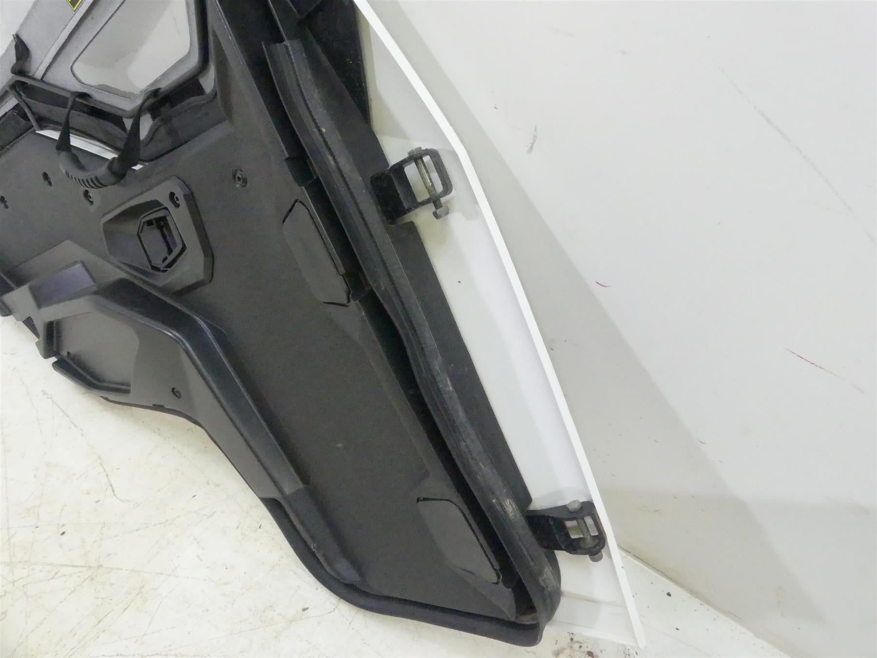 2019 Polaris General 1000 EPS Left Right Door Frame Zip Window Set 5639249 {{ shop.shopifyCountryName }} - Mototech271