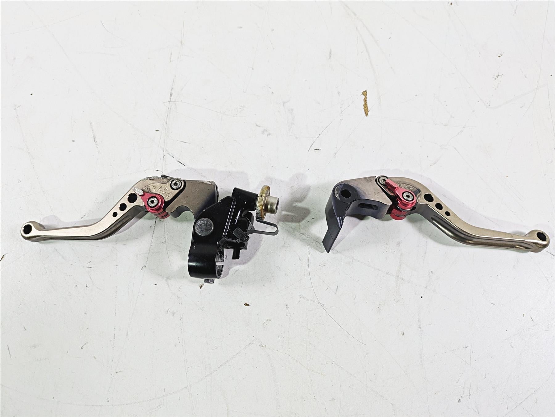 2008 Suzuki GSXR600 Clutch Perch & Both Aftermarket Adjustable Short Levers | Mototech271