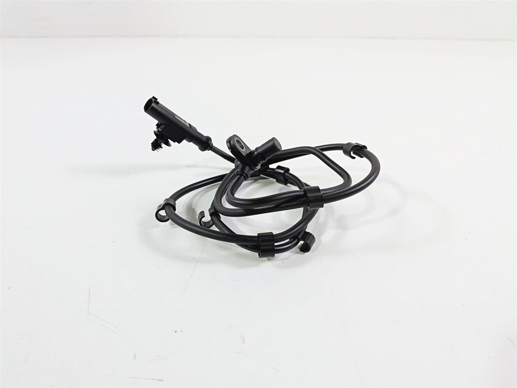2016 Ducati Hypermotard 939 SP Rear Abs Brake Wheel Speed Sensor 55212121B-Mototech271
