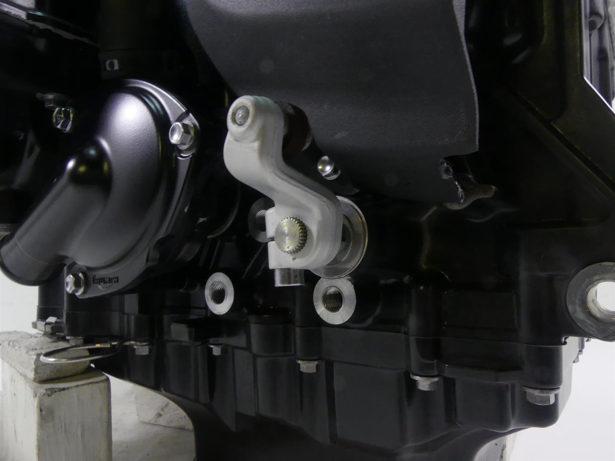 2015 Triumph 1050 Speed Triple R Running Engine Motor 6K Only -Video T1169111 {{ shop.shopifyCountryName }} - Mototech271