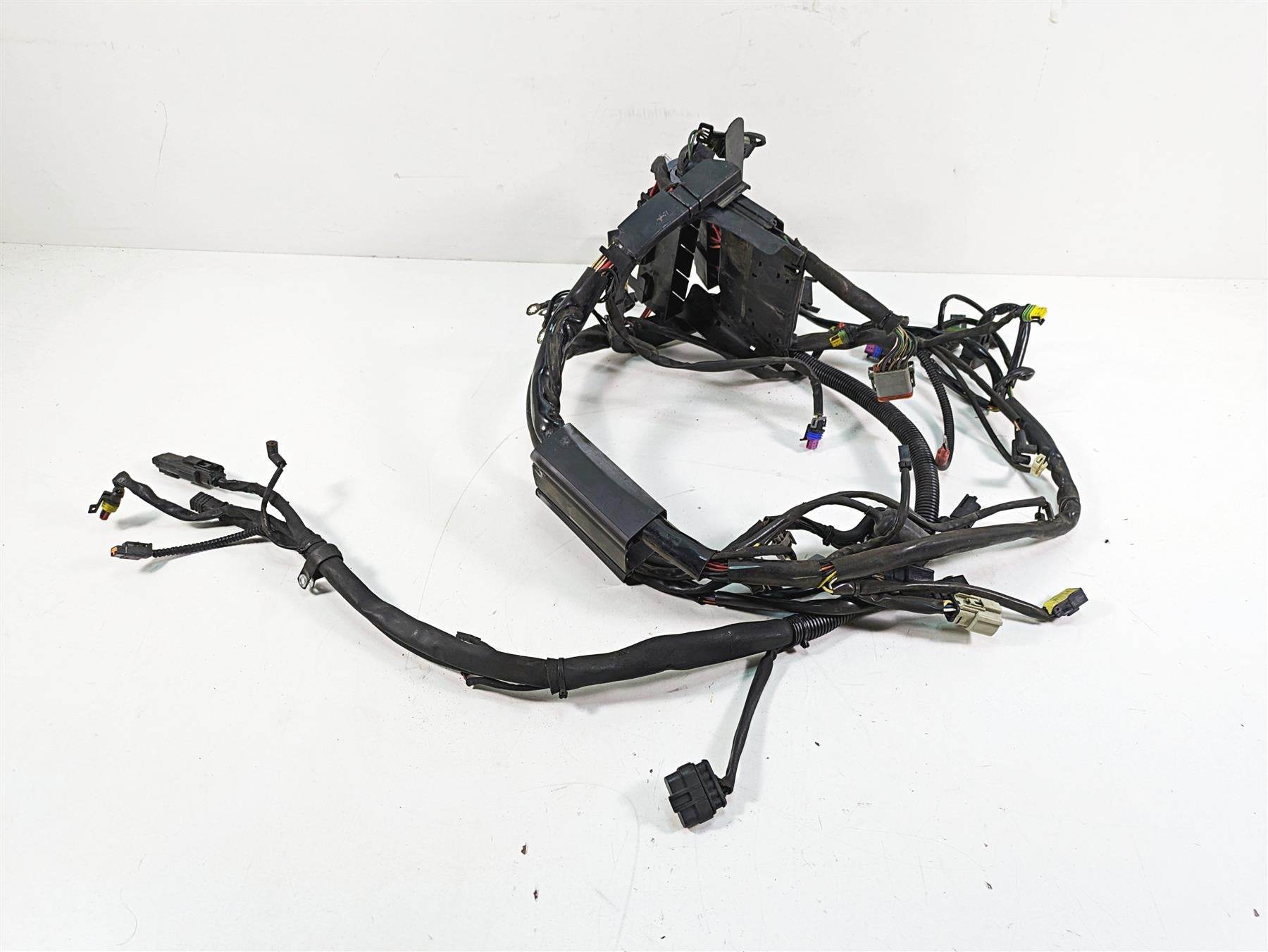 2009 Harley Softail FLSTSB Cross Bones Wiring Harness Loom No Cuts 70431-08A