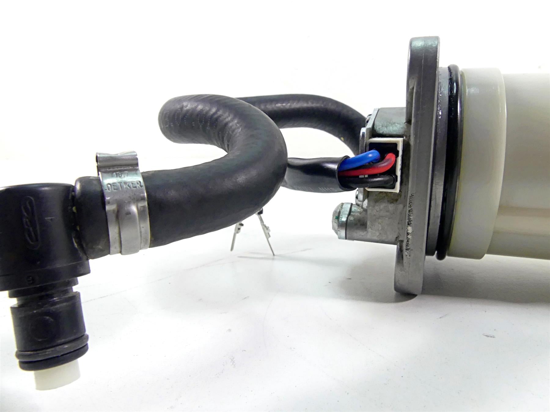 2016 KTM 1290 Super Duke R Keihin Fuel Gas Petrol Pump 60307088000 60307088100 {{ shop.shopifyCountryName }} - Mototech271