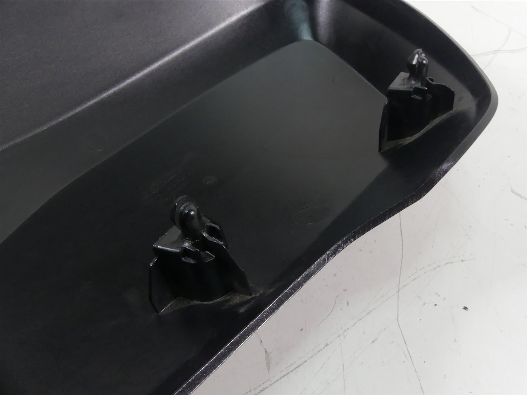 2019 Indian Motorcycle Co. FTR1200 Front Upper Left Tank Cover Fairing 5454536 {{ shop.shopifyCountryName }} - Mototech271