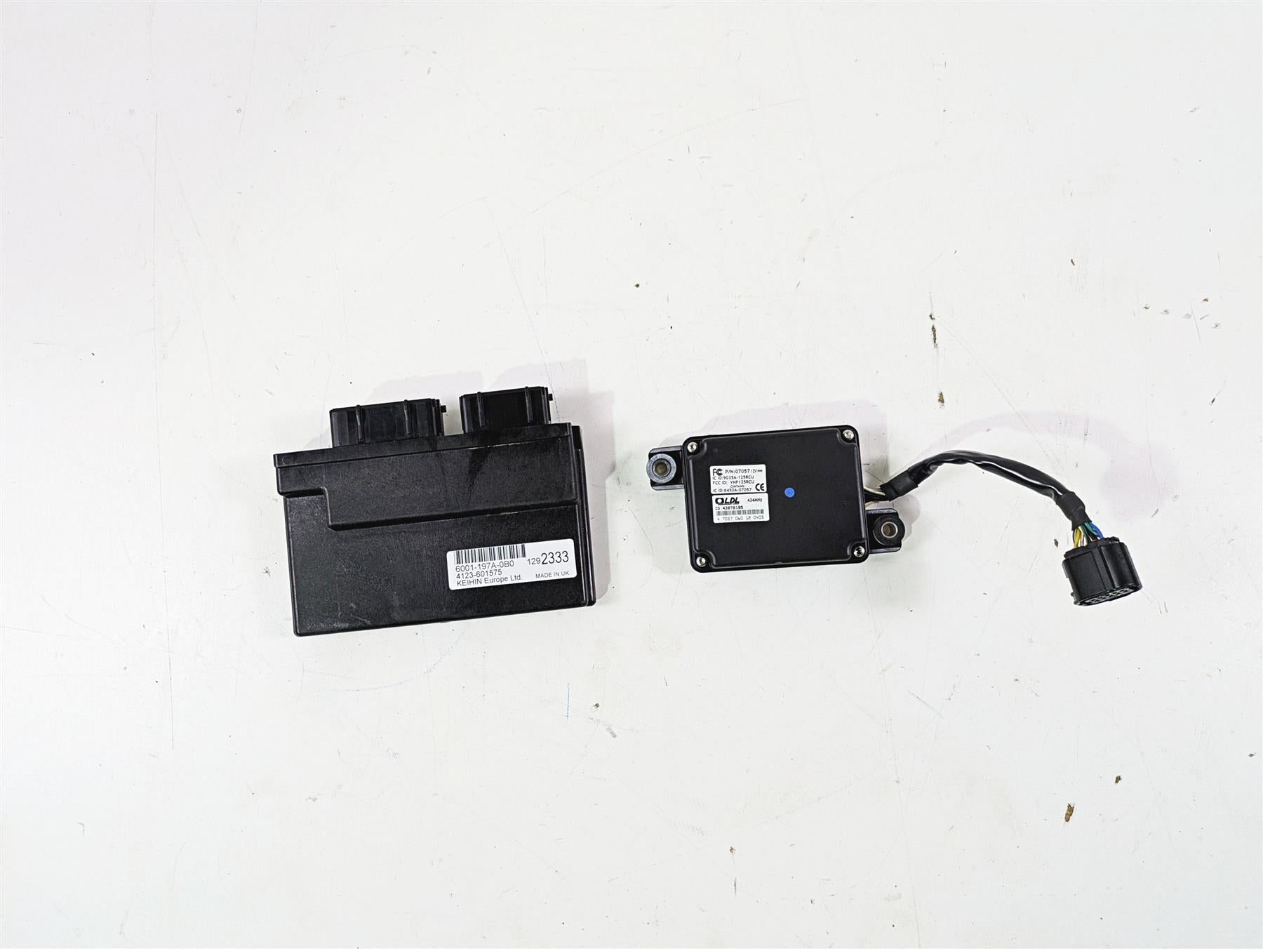 2013 Triumph Tiger 1215 Explorer Cdi Ecu Ecm Engine Control Module Set T1292333 {{ shop.shopifyCountryName }} - Mototech271