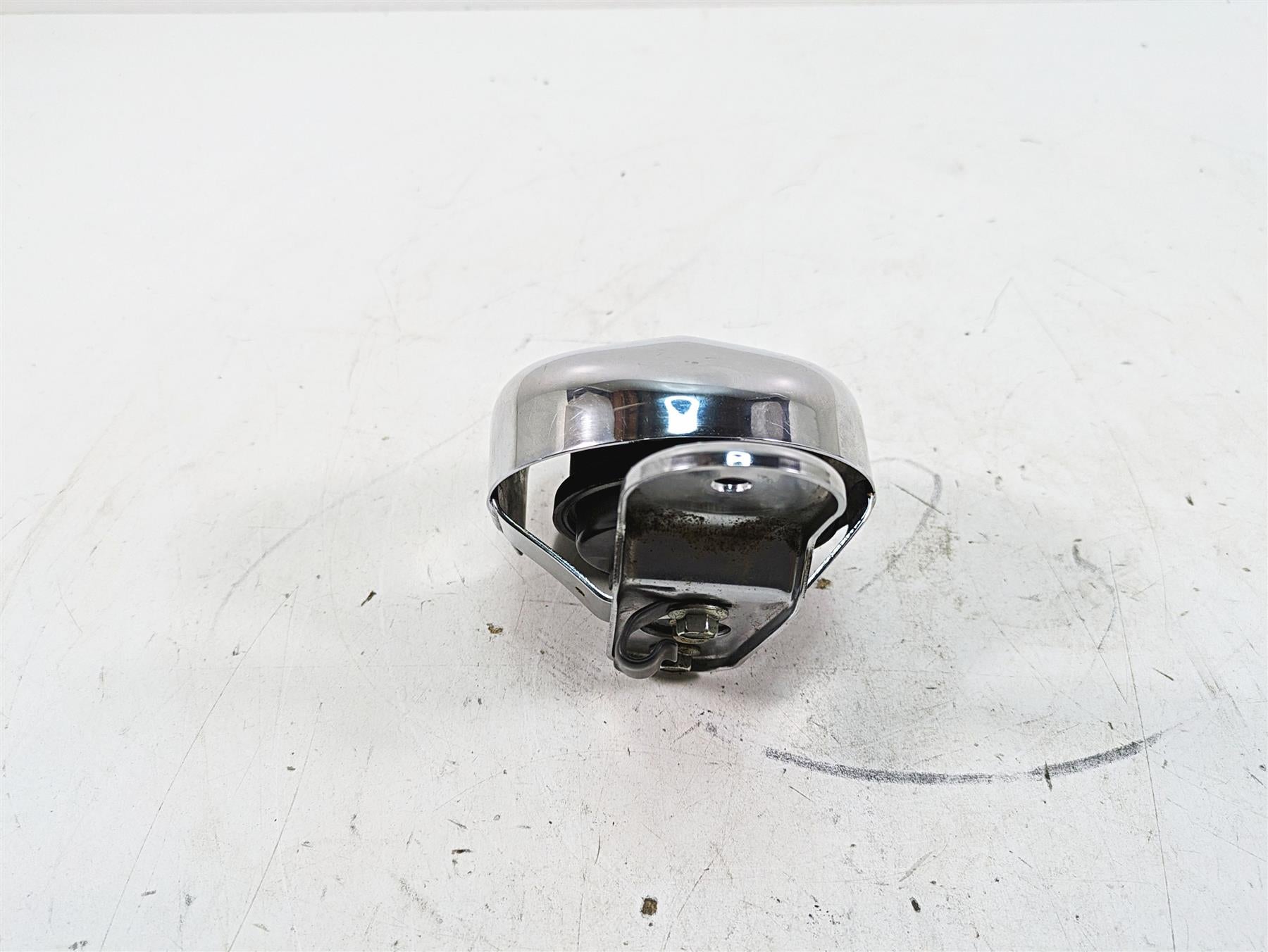 2006 Harley FLSTI Softail Heritage Horn + Cover 61300478A {{ shop.shopifyCountryName }} - Mototech271
