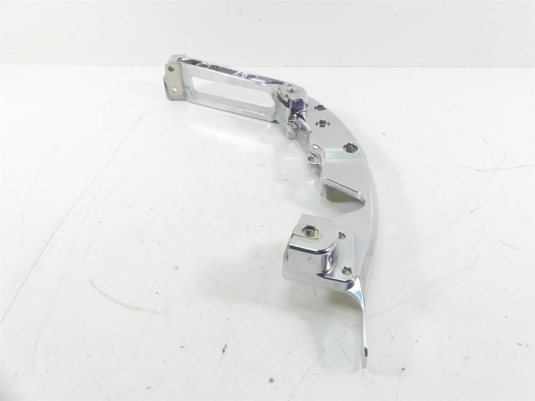 2014 Harley Touring FLHX Street Glide Right Rear Saddlebag Support 90200502 {{ shop.shopifyCountryName }} - Mototech271