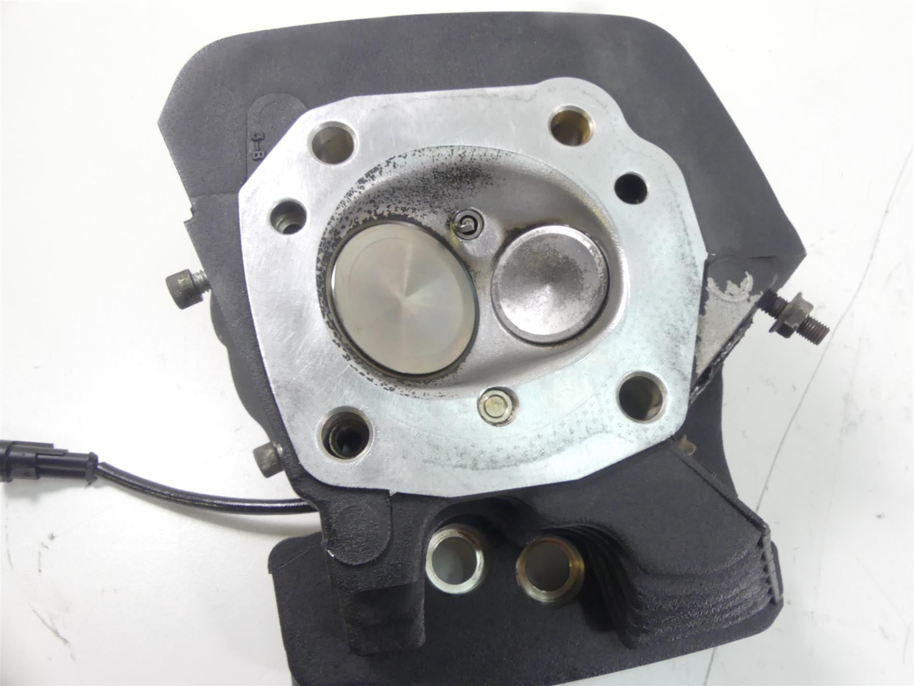 2017 Harley FXSE CVO Pro Street Breakout 110ci Cylinder Head Set 17707-11 {{ shop.shopifyCountryName }} - Mototech271