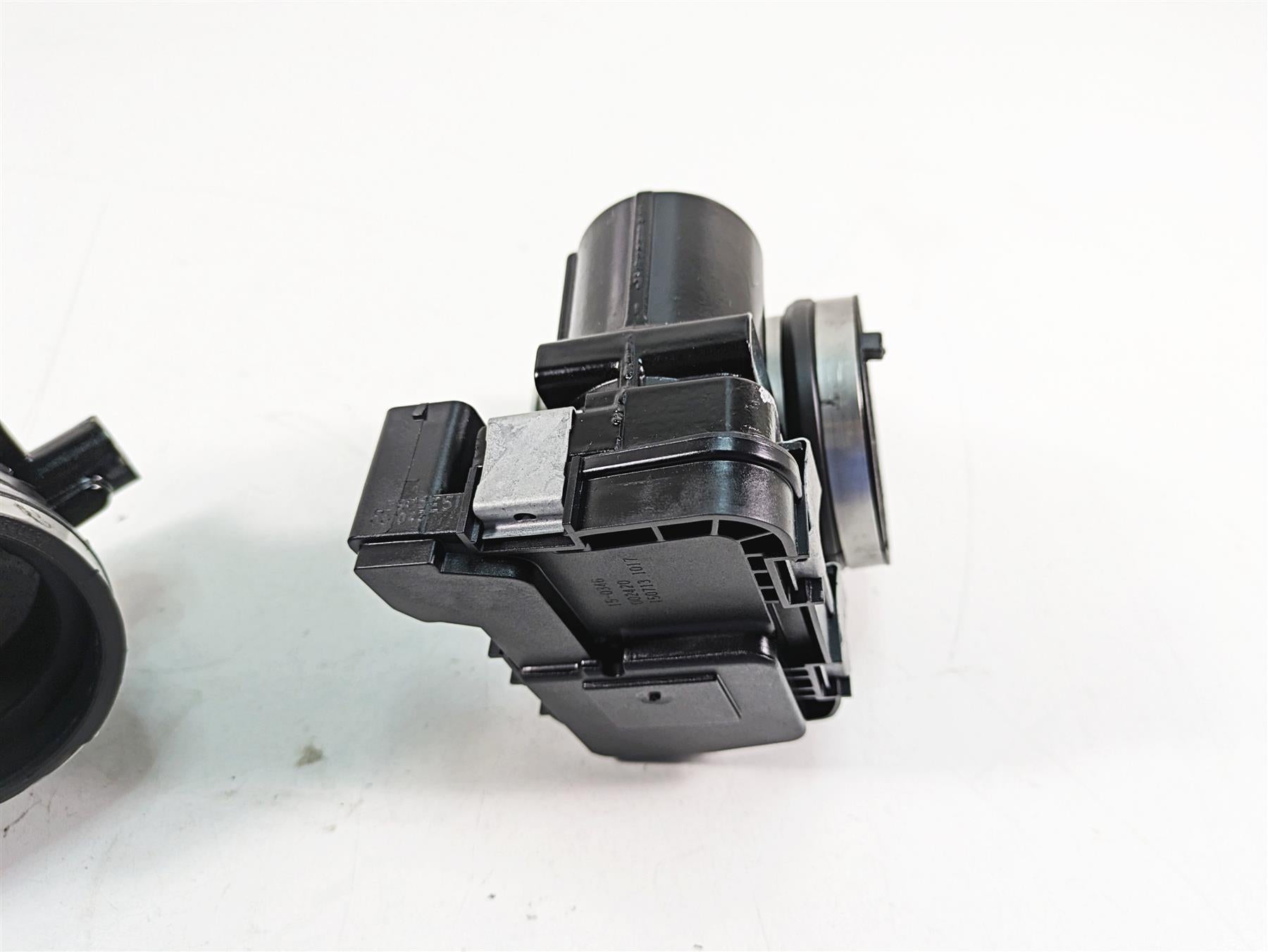 2016 BMW R1200R K53 Throttle Body Bodies Fuel Injection 13548564959 {{ shop.shopifyCountryName }} - Mototech271