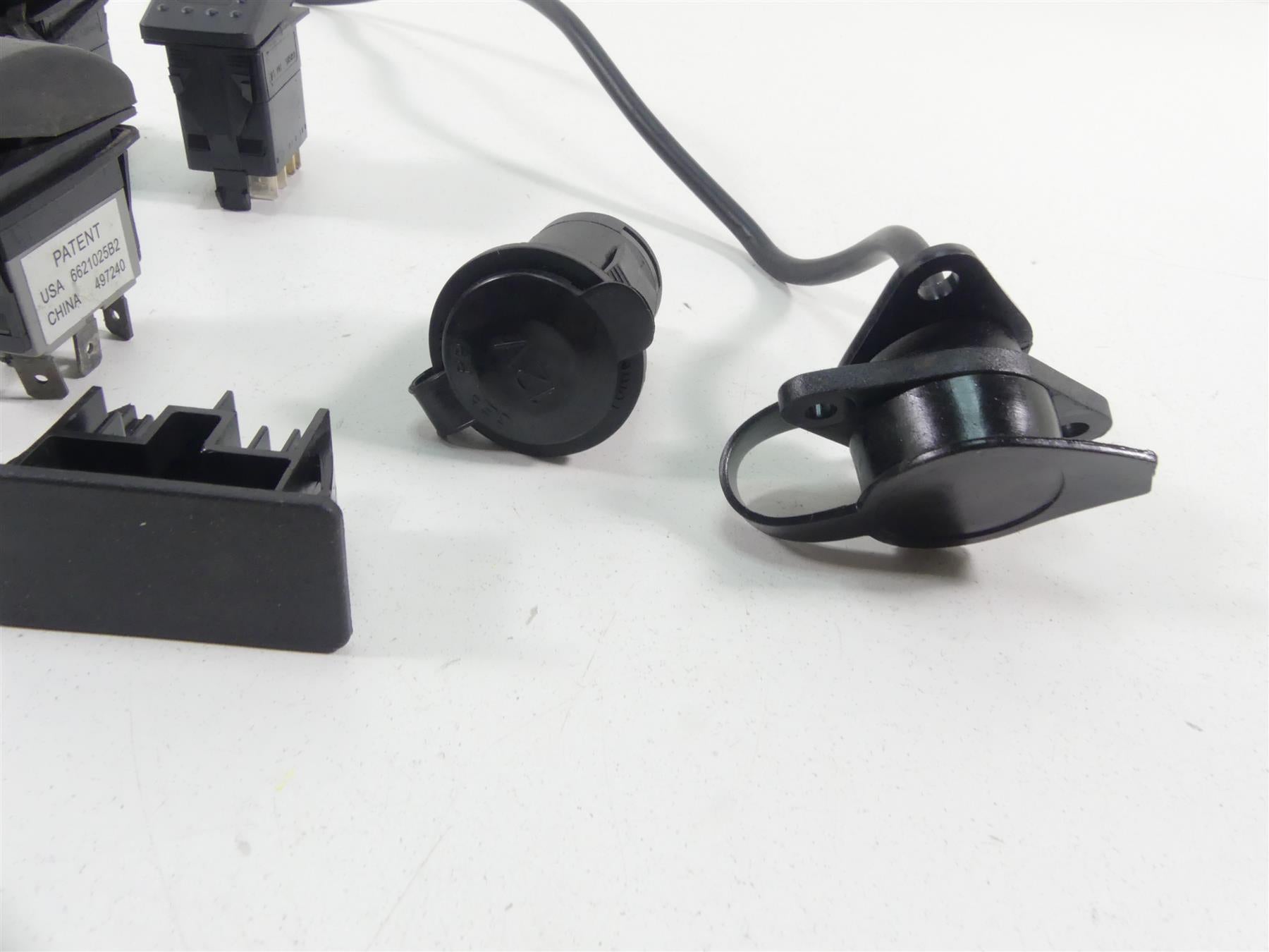 2018 Can Am Maverick X3 XMR Turbo R Light Diff Lock DPS Switch Set 6621025B2 {{ shop.shopifyCountryName }} - Mototech271