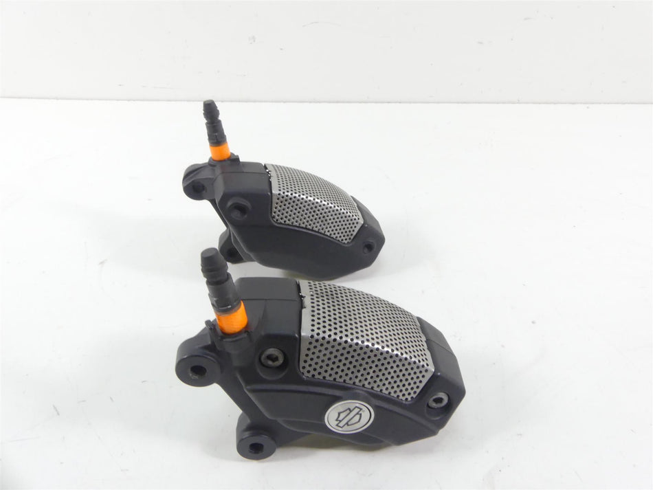 2012 Harley Touring FLHX Street Glide Front Brake Caliper Set 43027-08 44023-08 {{ shop.shopifyCountryName }} - Mototech271