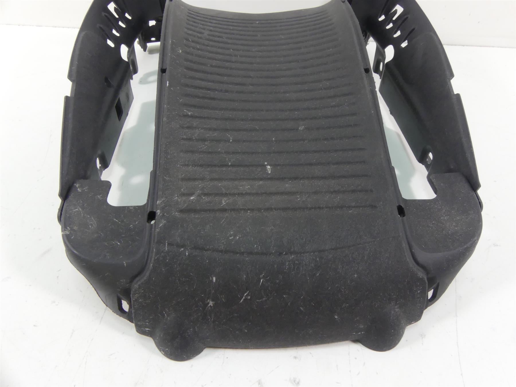2006 Harley VRSCD Night V Rod Radiator Cooler Center Cover Fairing 26788-01A {{ shop.shopifyCountryName }} - Mototech271