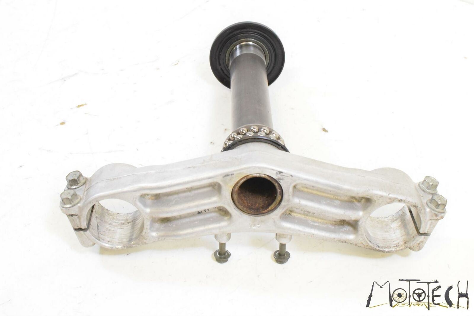 2005 Kawasaki ZZR1200 ZX1200 Lower Triple Tree Steering Yoke 44037-0008 {{ shop.shopifyCountryName }} - Mototech271