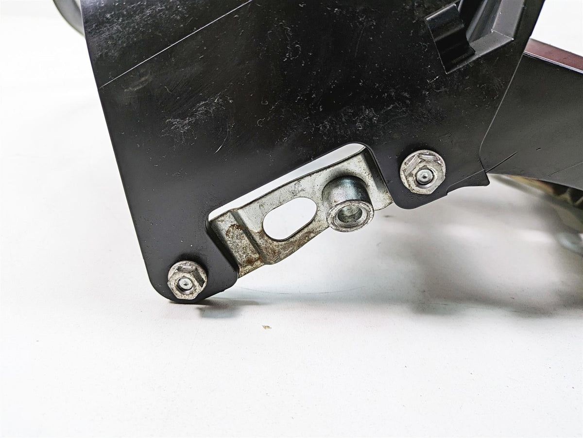 2009 Harley FXDF Dyna Fat Bob Taillight Tail Light & Plate Holder Read 60250-08A {{ shop.shopifyCountryName }} - Mototech271