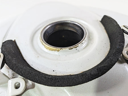 2006 Yamaha XVZ1300 Royal Star Fuel Gas Petrol Tank White 1D6-Y2410-10-05 {{ shop.shopifyCountryName }} - Mototech271