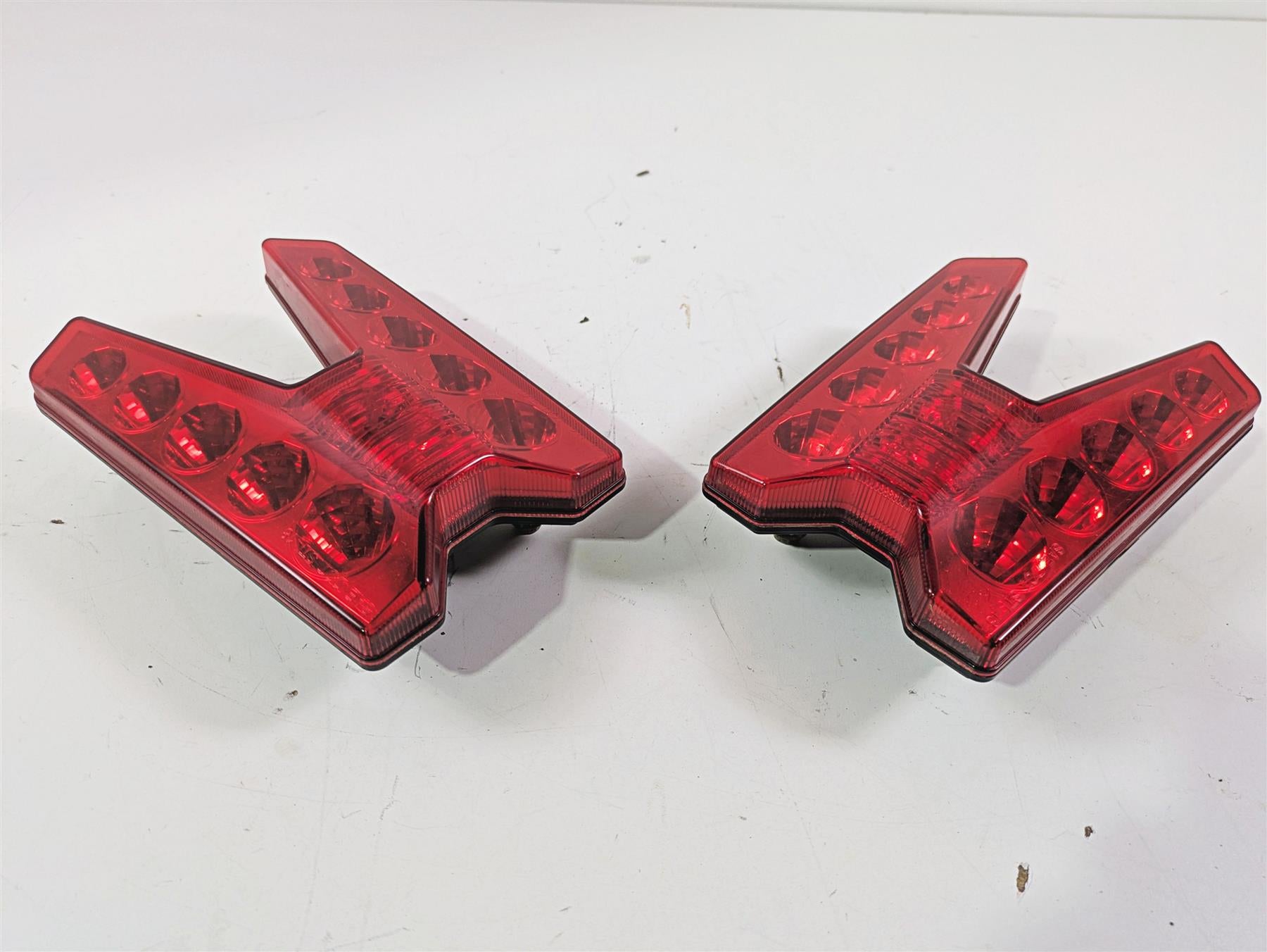 2021 Kawasaki Teryx KRX KRF 1000 Taillight Tail Light Lamp Set 23024-0005 {{ shop.shopifyCountryName }} - Mototech271