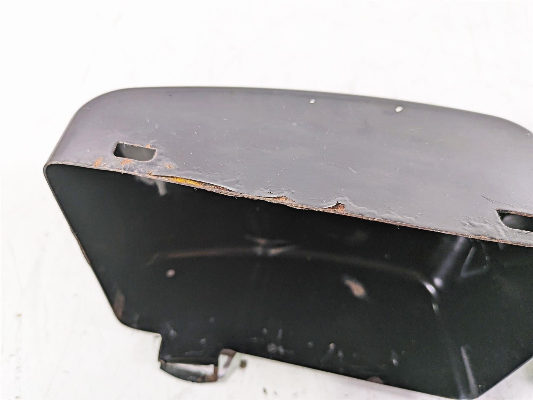 2013 Harley FXDWG Dyna Wide Glide Electrical Tray Stay & Cover 70367-12 66361-12 {{ shop.shopifyCountryName }} - Mototech271