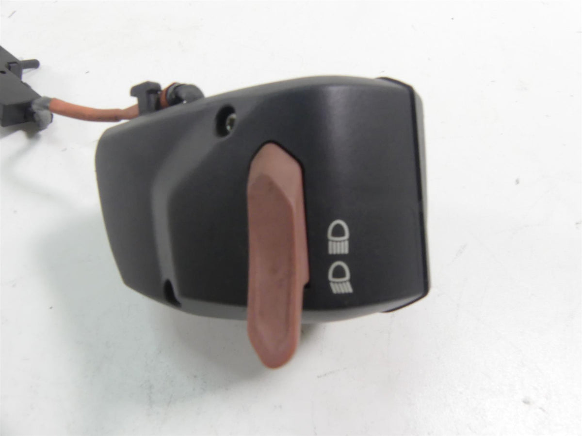 2019 Triumph Street Triple 765R Left Hand Control Switch Light T2049729 {{ shop.shopifyCountryName }} - Mototech271