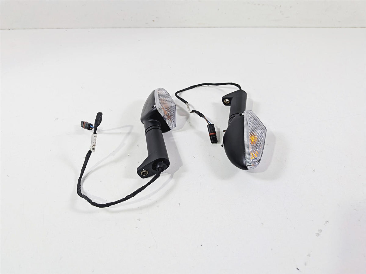 2016 BMW R1200 GS K50 Front Blinker Turn Signal Set 63138534353 {{ shop.shopifyCountryName }} - Mototech271