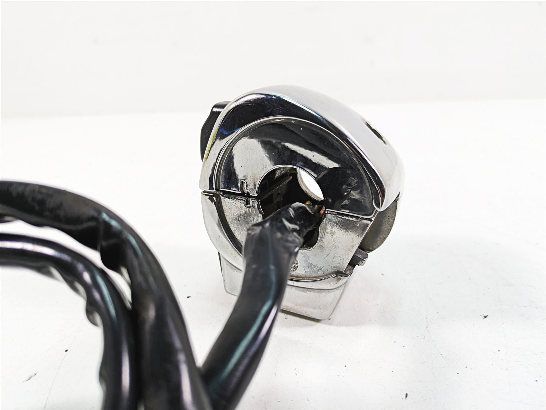 1999 Harley Touring FLHTC Electra Glide Left Hand Control Switch -Read 71598-96A {{ shop.shopifyCountryName }} - Mototech271