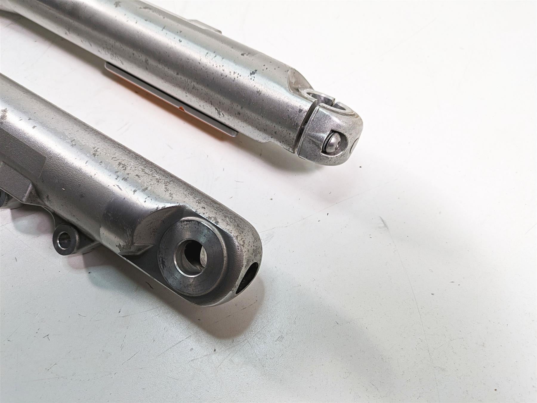 2015 Harley FXDL Dyna Low Rider Dual Brake Showa Front Fork Legs 49mm 45400052 {{ shop.shopifyCountryName }} - Mototech271