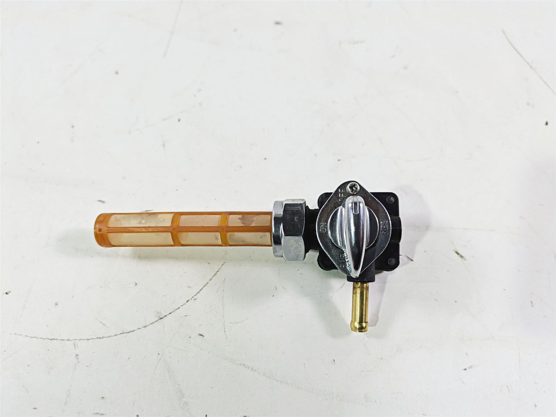 2004 Harley Softail FLSTF Fat Boy Fuel Gas Petrol Petcock 61338-02 {{ shop.shopifyCountryName }} - Mototech271