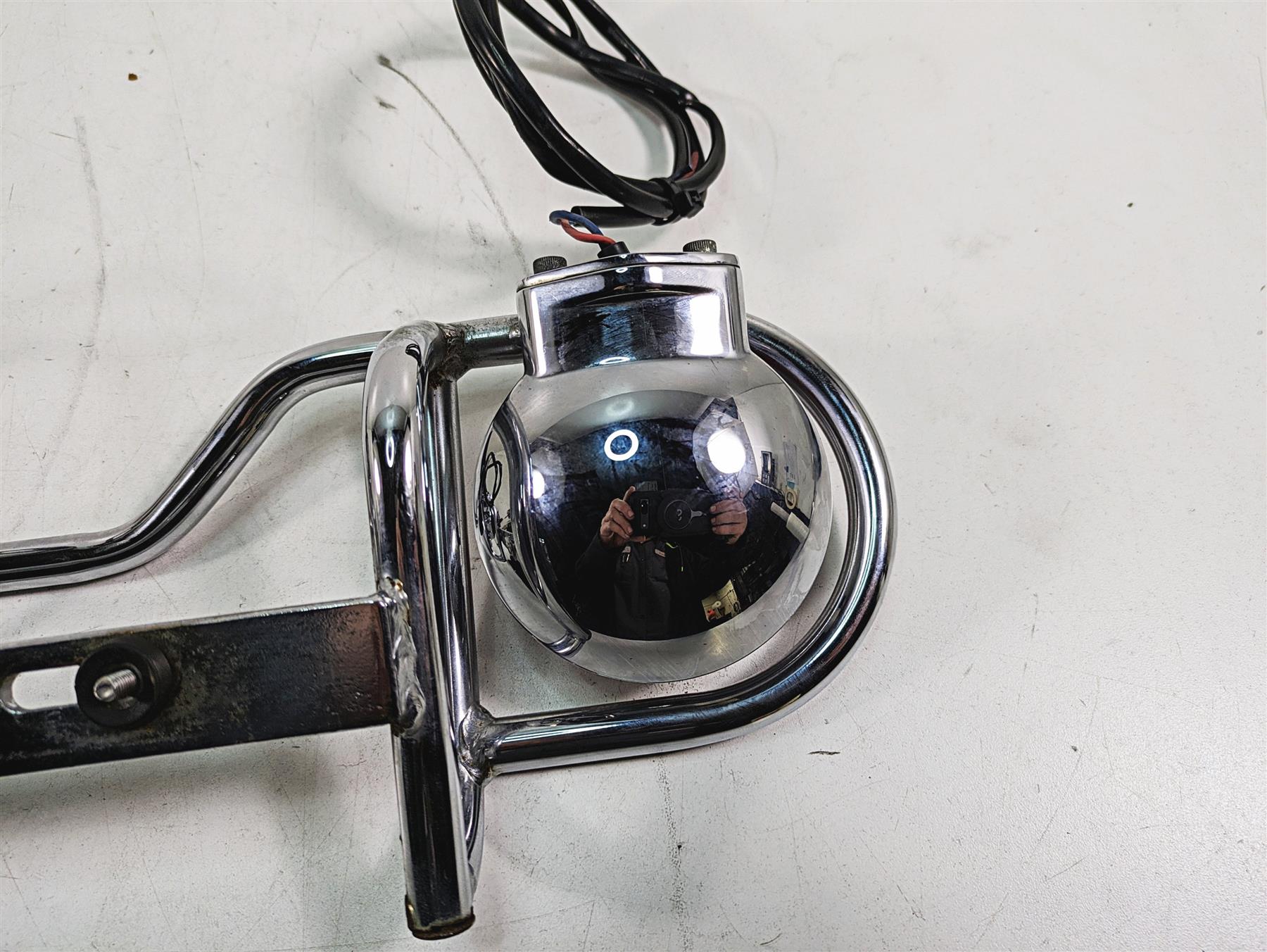 1999 Harley Touring FLHTC Electra Glide Rear Plate Holder Light Bar 68230-97 {{ shop.shopifyCountryName }} - Mototech271