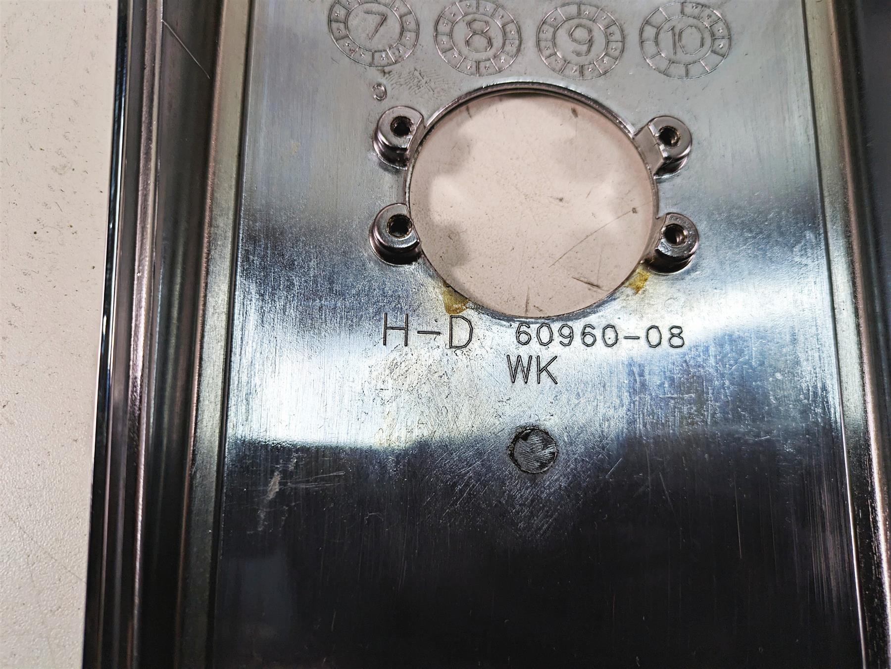 2011 Harley Touring FLHR Road King Fuel Tank Cover Console Dash 60960-08 {{ shop.shopifyCountryName }} - Mototech271