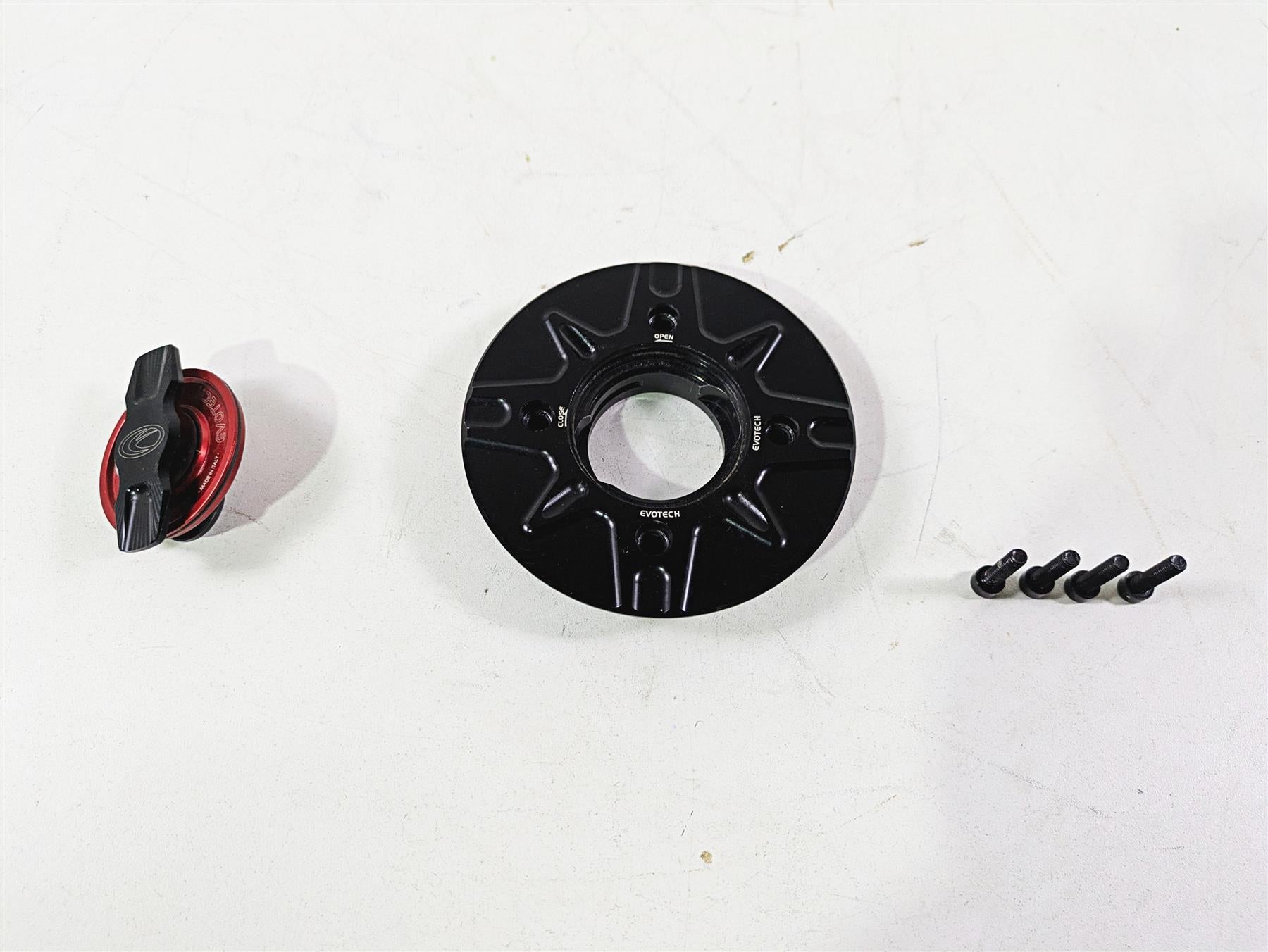 2012 Mv Agusta F4 RR Evotech Quick Lock Fuel Gas Tank Cap {{ shop.shopifyCountryName }} - Mototech271