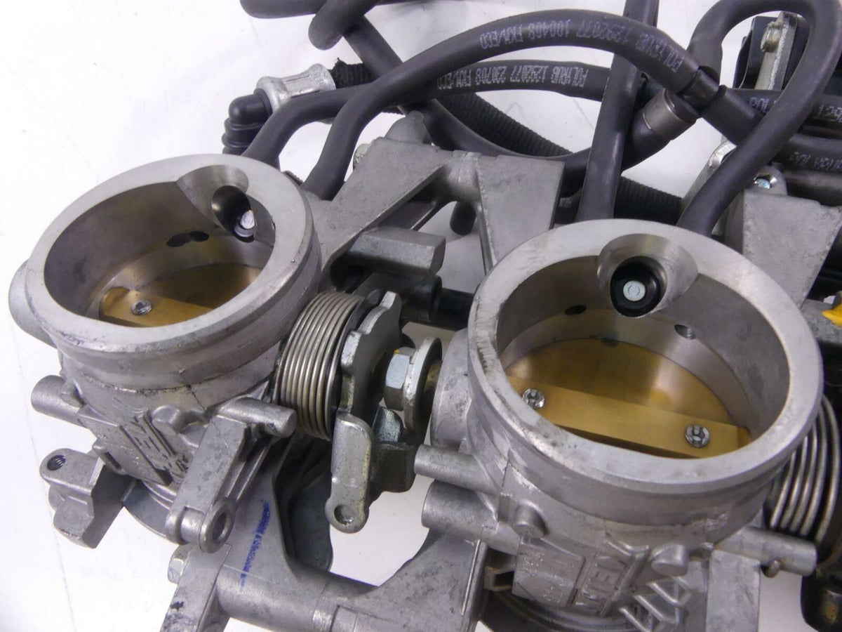 2009 Triumph Street Triple 675R Keihin Throttle Body Fuel Injection T1240478 {{ shop.shopifyCountryName }} - Mototech271