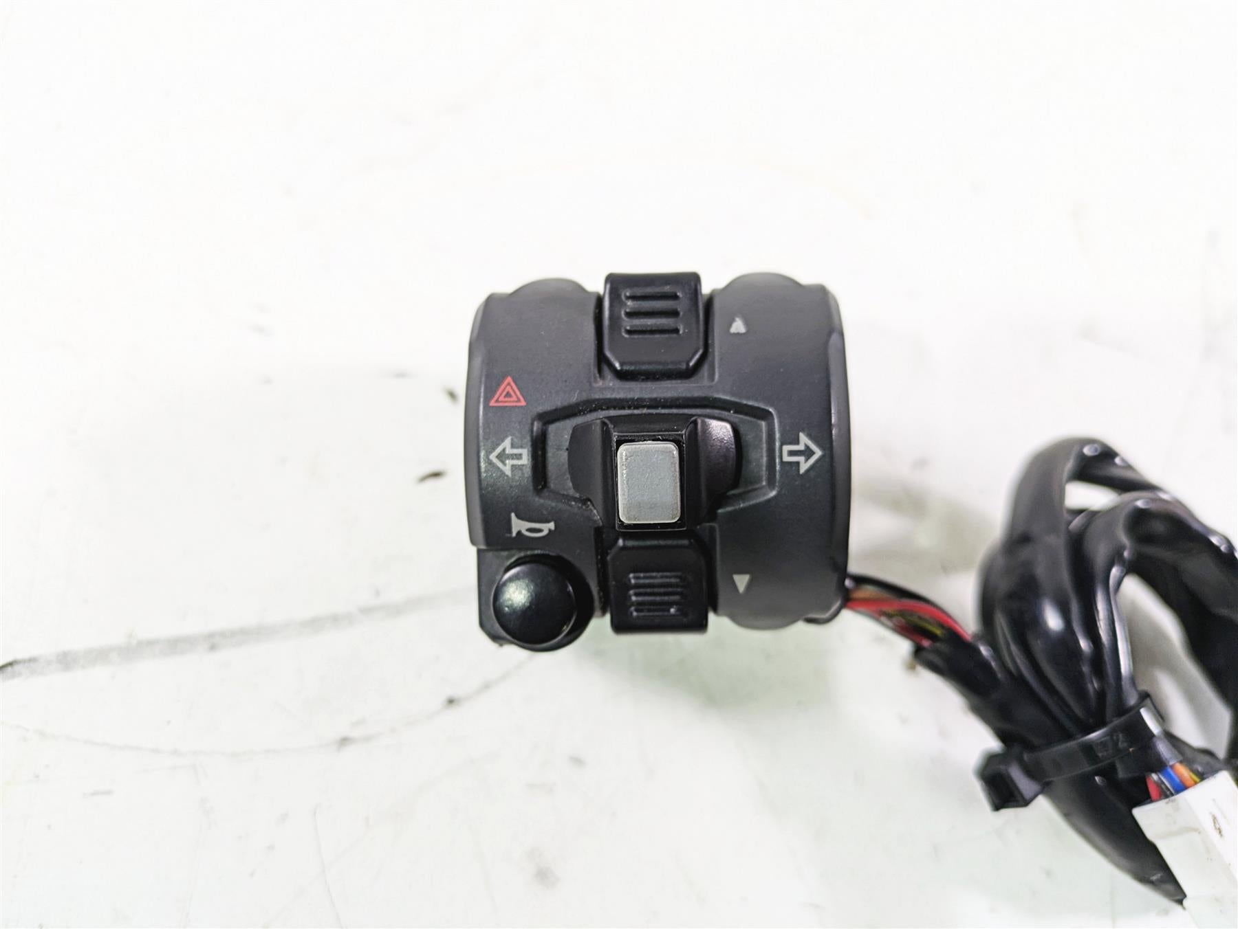 2015 Ducati Panigale 1299 S Left Hand Light Control Switch 65110132A {{ shop.shopifyCountryName }} - Mototech271