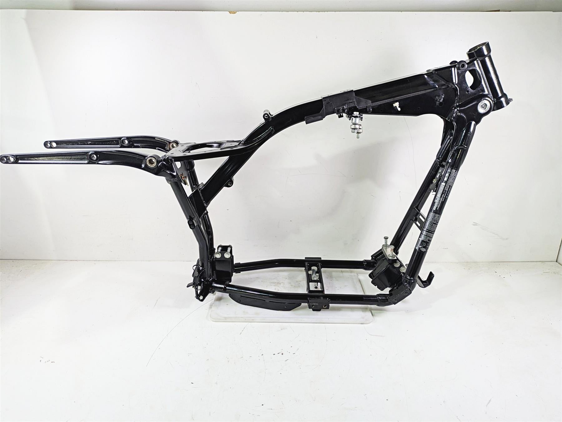 2015 Harley FXDL Dyna Low Rider Straight Main 29dgr Frame Chassis With Texas Salvage Title 47745-06B {{ shop.shopifyCountryName }} - Mototech271